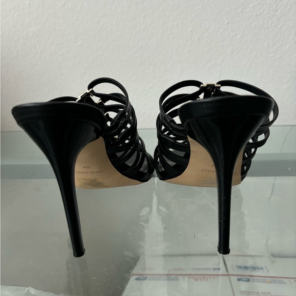 Used Nine West black shoes size 8m. - Picture 6 of 8